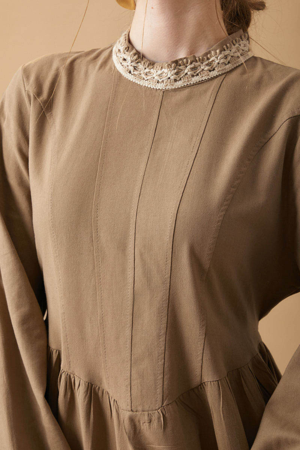 Dantel Şeritli Keten Elbise Camel - 10