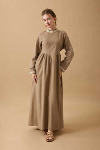 Dantel Şeritli Keten Elbise Camel - 7