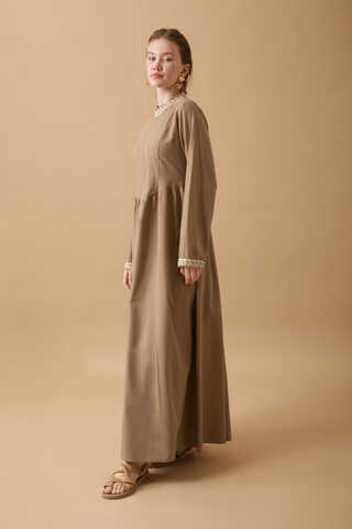 Dantel Şeritli Keten Elbise Camel - 11