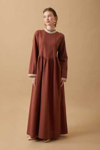 Dantel Şeritli Keten Elbise Kiremit - 9