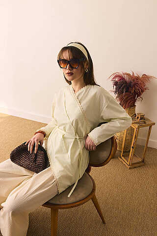 Dantelli Asimetrik Gömlek Tereyağı Sarısı - 2