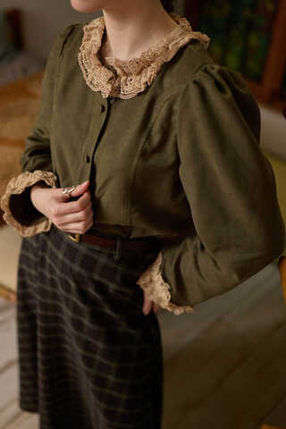 Dantelli Kısa Süet Gömlek Haki