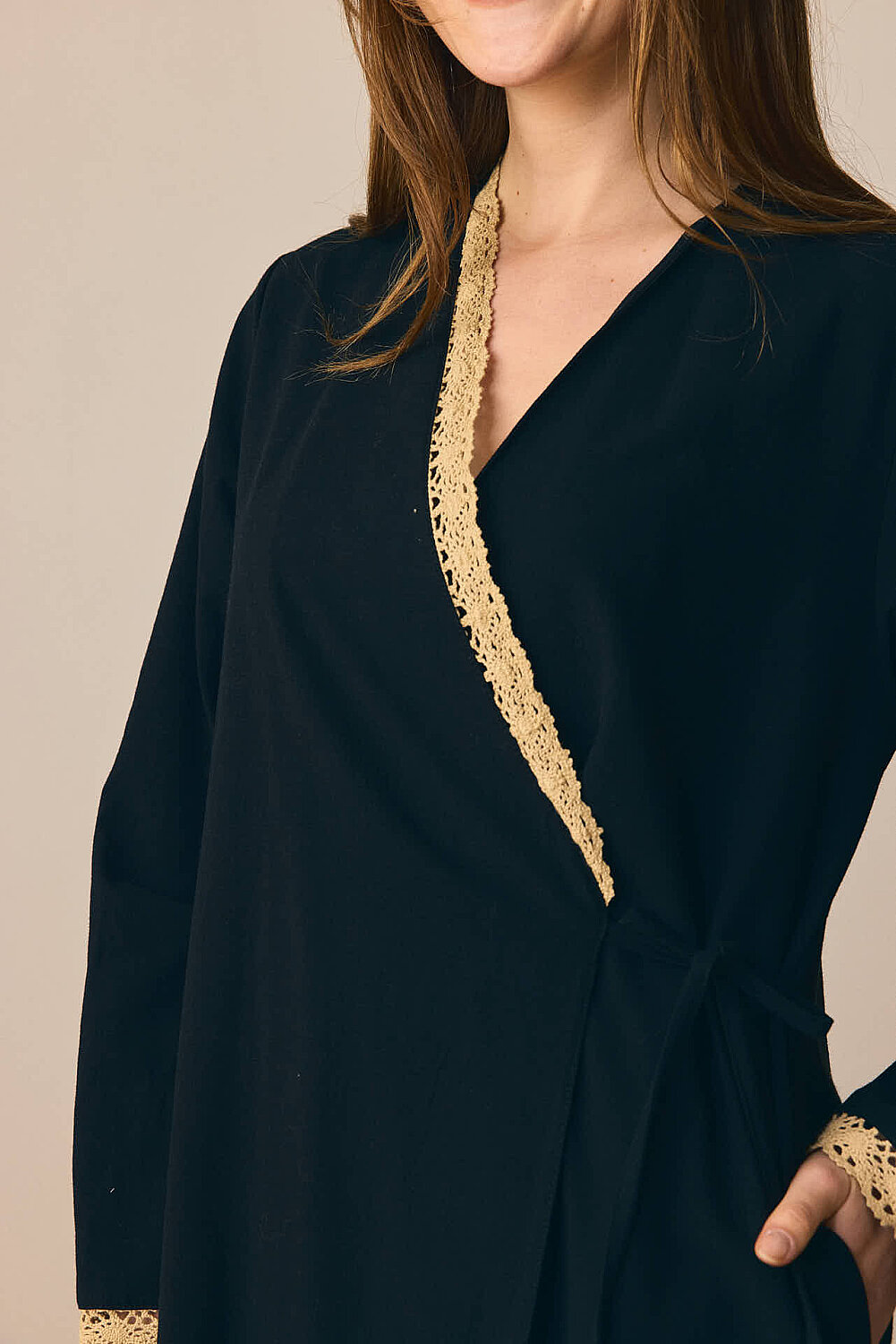 Dantelli Kruvaze Abaya Siyah - 2