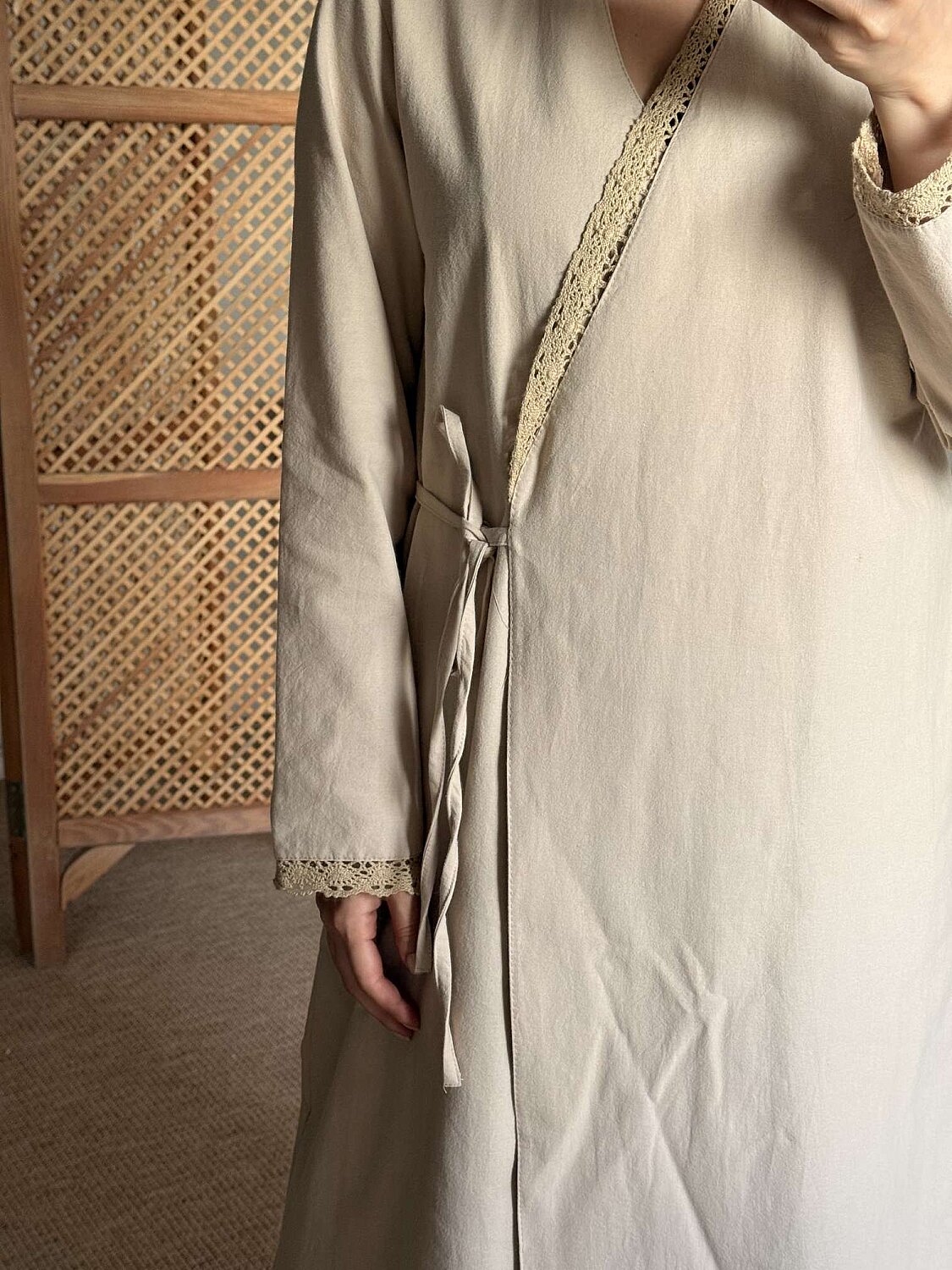 Dantelli Kruvaze Abaya Taş - 3