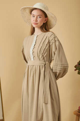 Dantelli Nervür Detaylı Elbise Bej - 13