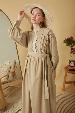 Dantelli Nervür Detaylı Elbise Bej - 17