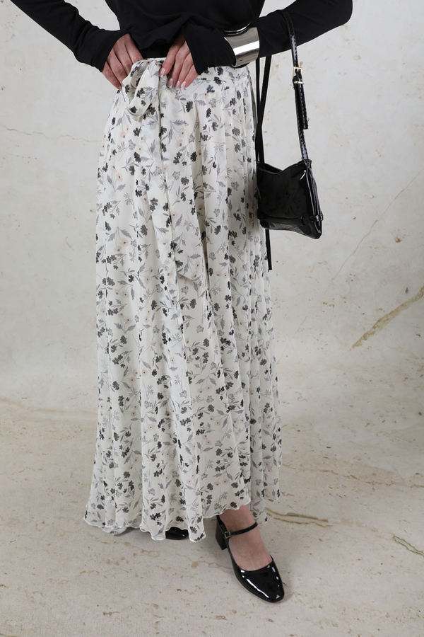 Desenli Asimetrik Etek Siyah - 1