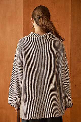Dik Yaka Dokulu Oversize Triko Kahverengi - 6