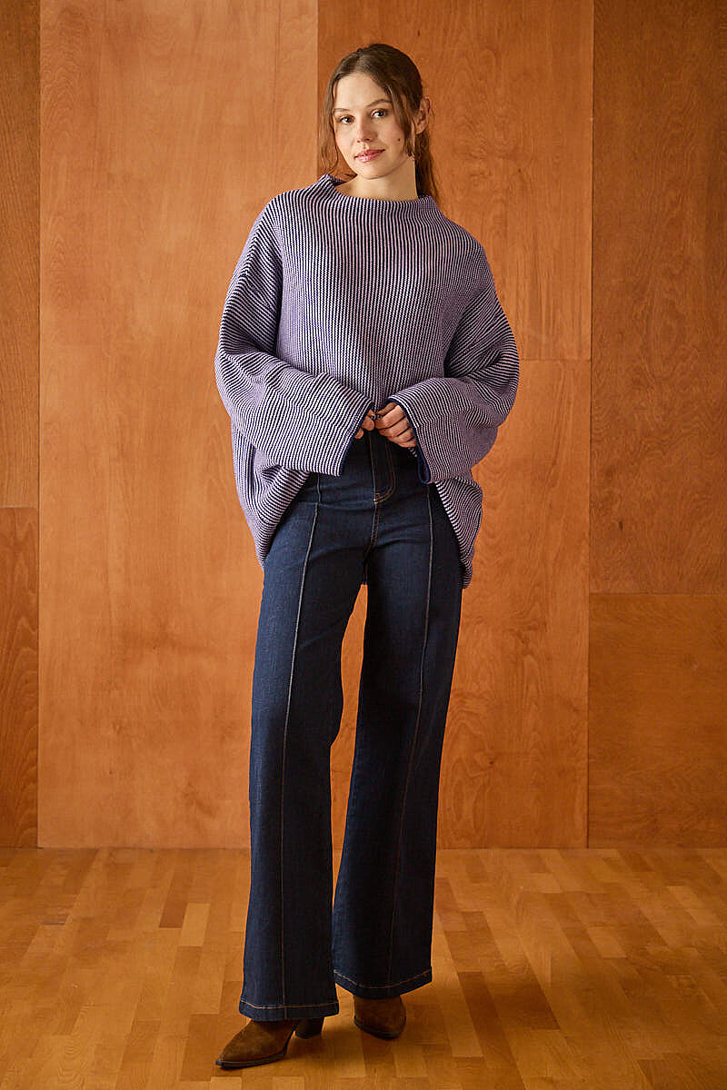 Dik Yaka Dokulu Oversize Triko Lacivert