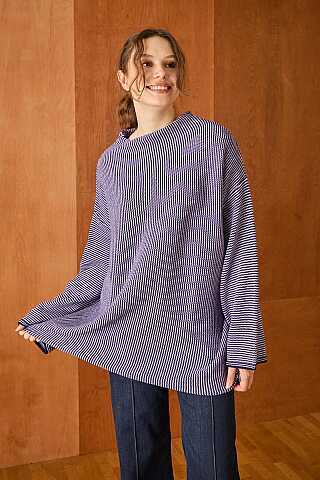 Dik Yaka Dokulu Oversize Triko Lacivert - 2