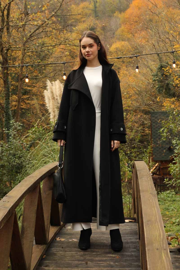 Dik Yaka Kruvaze Kaban Siyah 