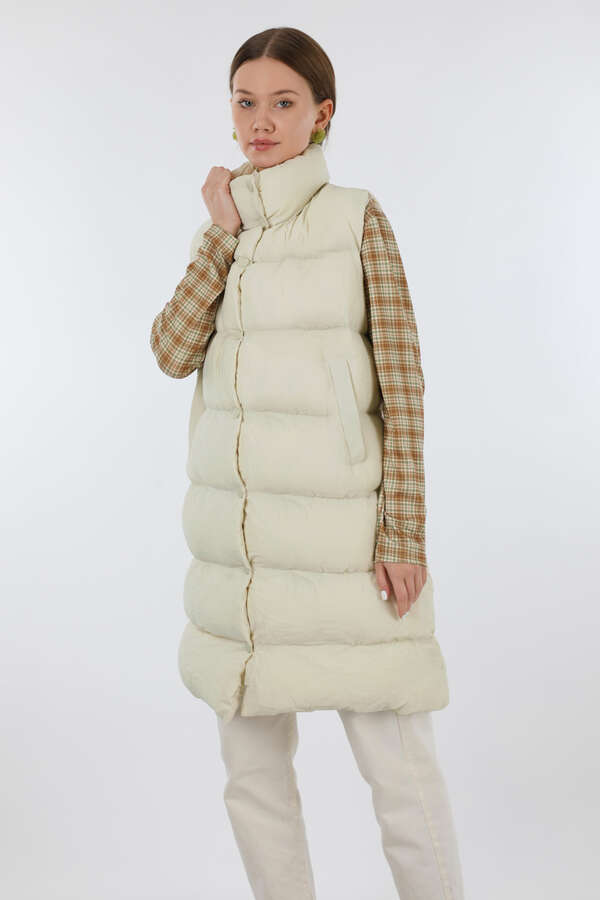 Dik Yaka Şişme Yelek Ekru - 5