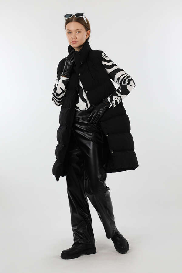 Dik Yaka Şişme Yelek Siyah - 1