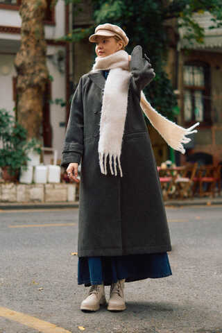 Double-Breasted Coat with Dart Detail Anthracite - 3