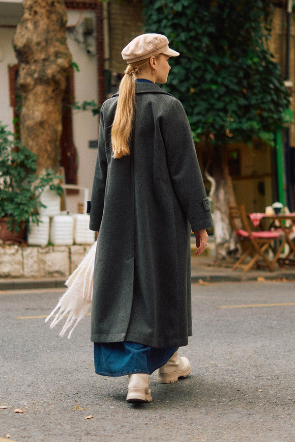 Double-Breasted Coat with Dart Detail Anthracite - 11