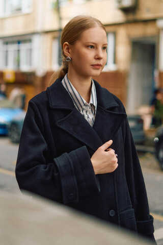 Double-Breasted Coat with Dart Detail Black - 2