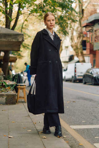 Double-Breasted Coat with Dart Detail Black - 11