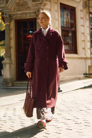 Double-Breasted Coat with Dart Detail Burgundy - 2