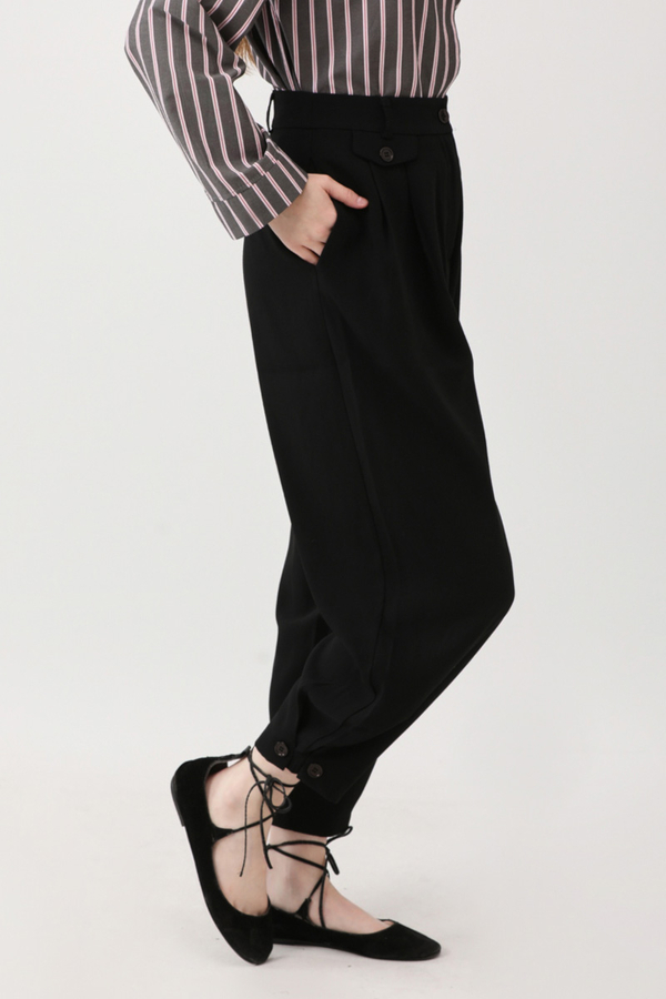 Düğme Detaylı Pantolon Siyah - 13