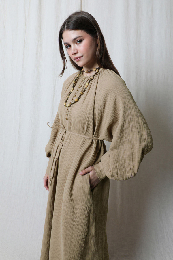 Düğme Yaka Müslin Elbise Vizon - 4