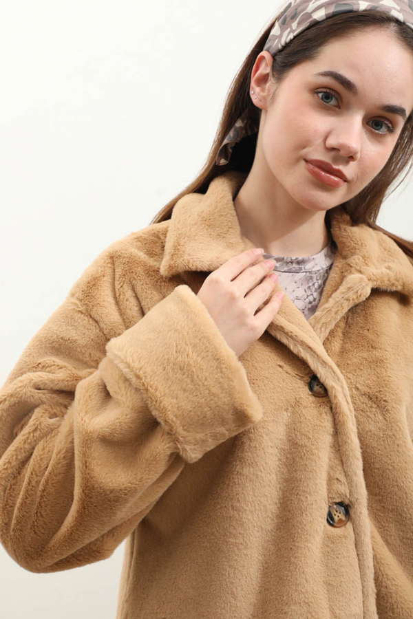 Düğmeli Kısa Kürk Camel - 8