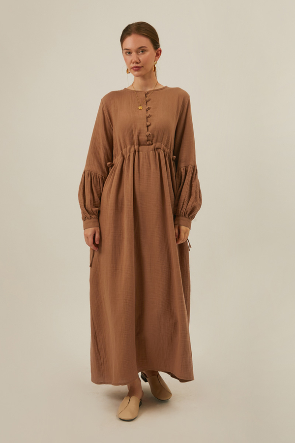 Düğmeli Müslin Elbise Açık Taba - 9