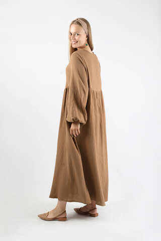 Robası Düğmeli Müslin Elbise Camel - 6