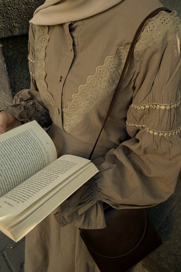 Duru Dantelli Gömlek Vizon - 1