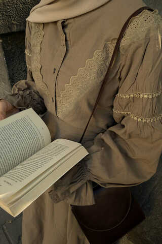 Duru Dantelli Gömlek Vizon - 1