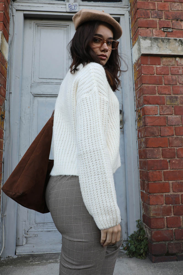 Düşük Omuzlu Kısa Kazak Ekru - 7