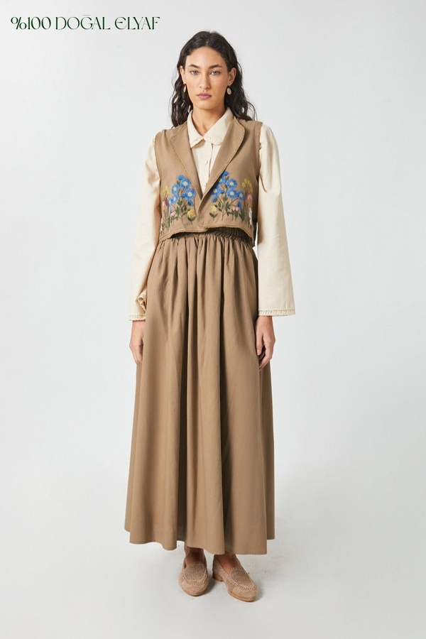 Embroidered Vest Skirt Set Camel