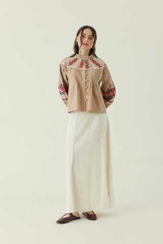Fırfır Yaka Nakışlı Gömlek Bej