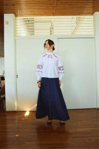 Fırfır Yaka Nakışlı Gömlek Beyaz - 3