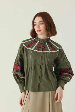 Fırfır Yaka Nakışlı Gömlek Haki - 4