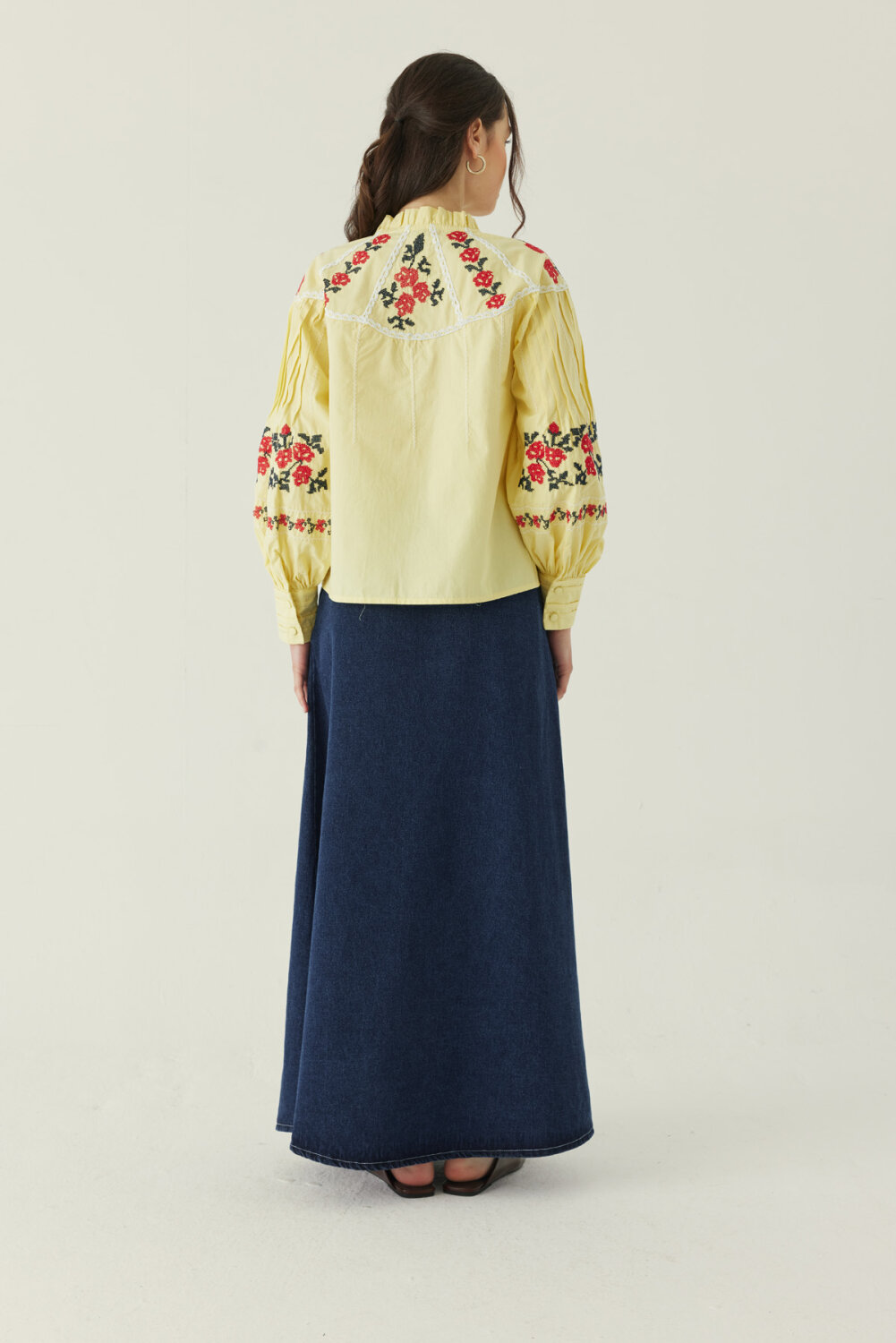 Fırfır Yaka Nakışlı Gömlek Sarı - 4