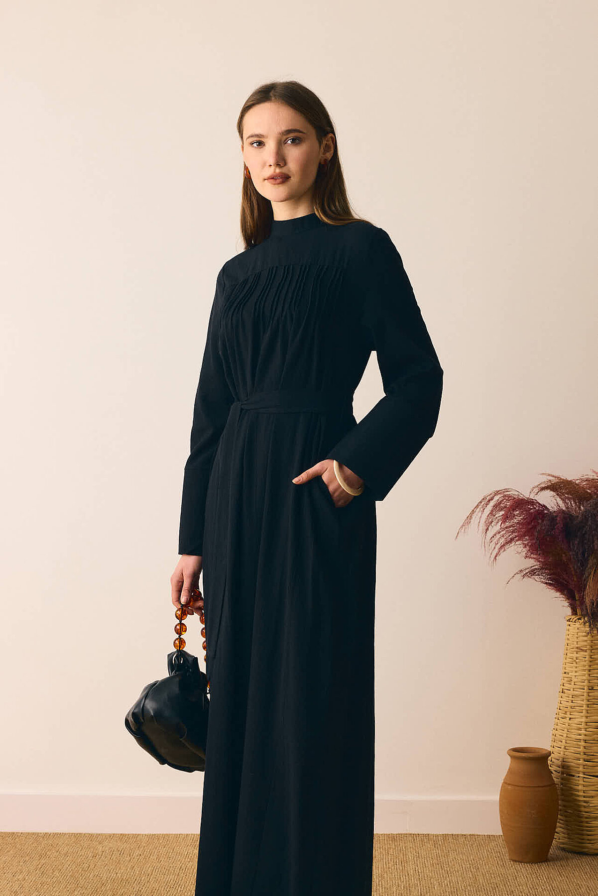 Geniş Manşetli Şile Bezi Elbise Siyah