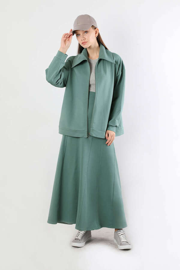 Geniş Yaka Etekli Spor Takım Mint - 3