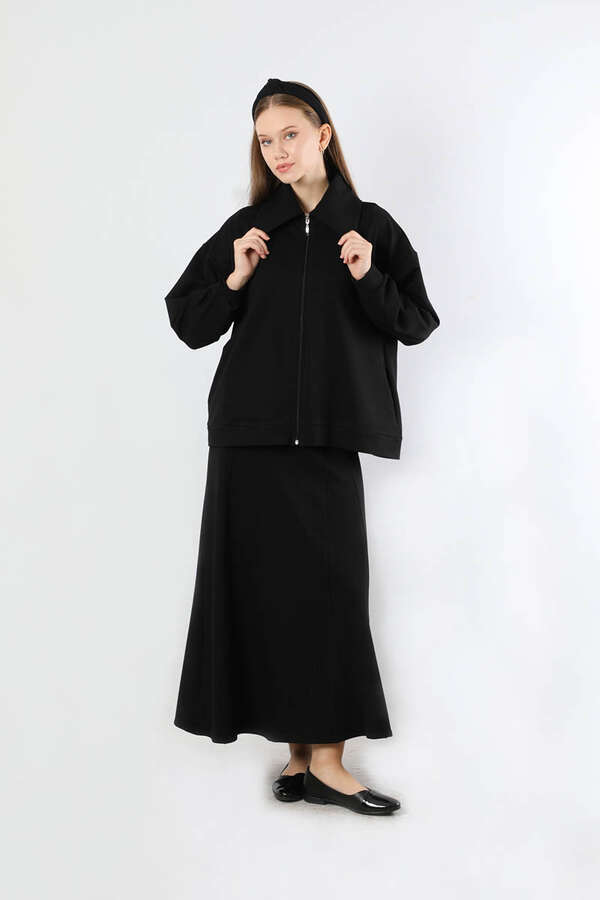 Geniş Yaka Etekli Spor Takım Siyah - 3
