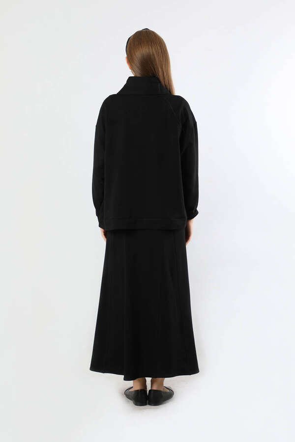 Geniş Yaka Etekli Spor Takım Siyah - 6