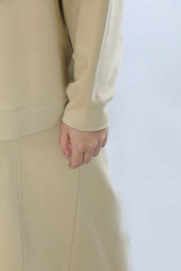 Geniş Yaka Etekli Spor Takım Taş - 4