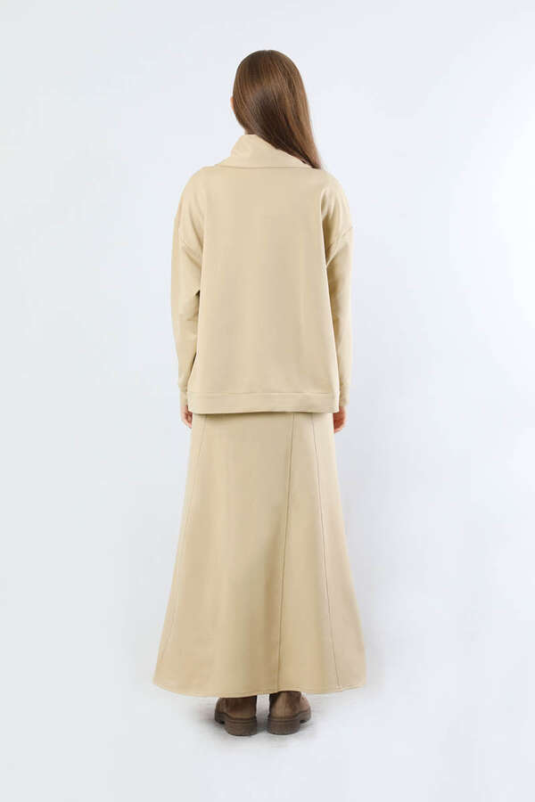 Geniş Yaka Etekli Spor Takım Taş - 6