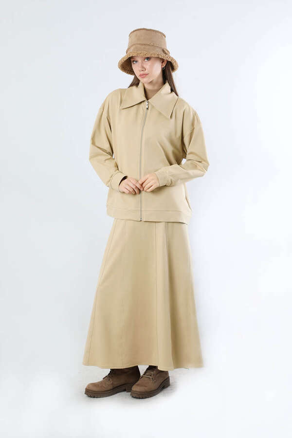 Geniş Yaka Etekli Spor Takım Taş - 1