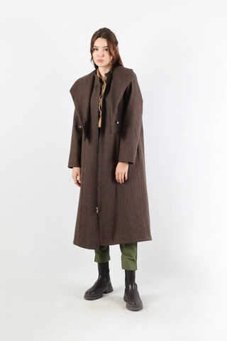 Geniş Yaka Önden Tokalı Kaban Kahverengi - 1