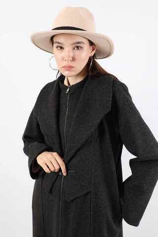 Geniş Yaka Önden Tokalı Kaban Siyah - 2