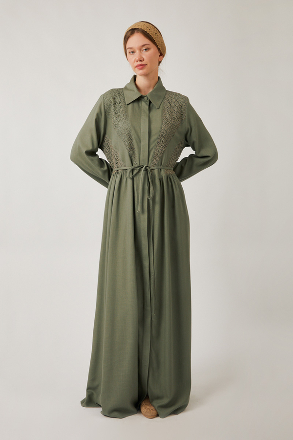 Gizli Düğmeli Dantelli Elbise Haki - 7