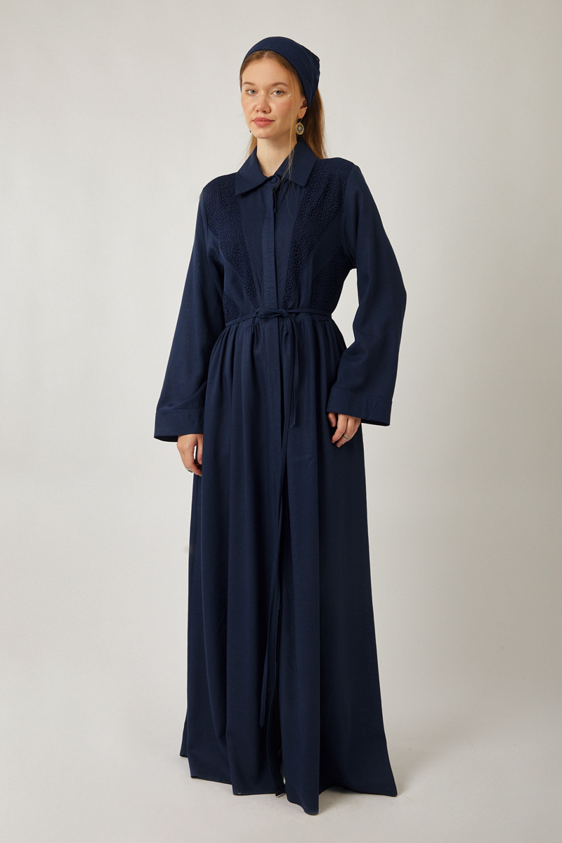 Gizli Düğmeli Dantelli Elbise Lacivert