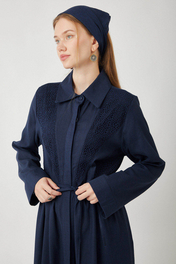 Gizli Düğmeli Dantelli Elbise Lacivert - 6