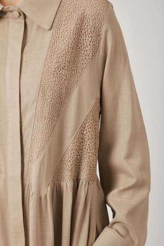 Gizli Düğmeli Dantelli Elbise Taş - 4