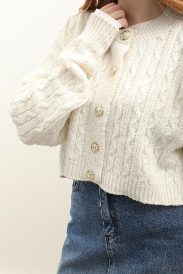 Gold Düğmeli Kısa Hırka Ekru - 4