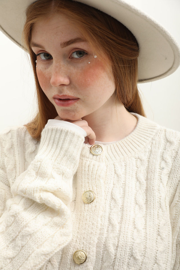 Gold Düğmeli Kısa Hırka Ekru - 11